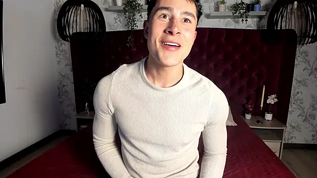 AustinJones  online show from 9, 4, 2026