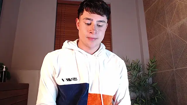 AustinJones  online show from 22, 3, 2026