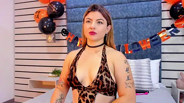 NatyLeone online show from 28, 10, 2025