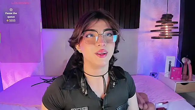 Creamy Angelo online show from 15, 3, 2026