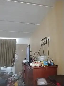 XEmoxkittyx online show from 5, 6, 2026