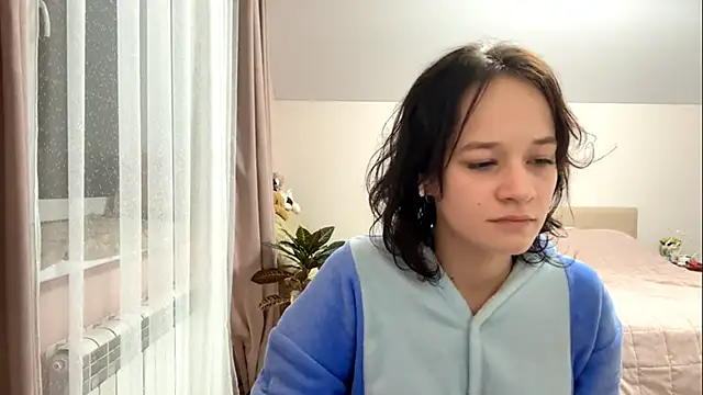 KellySayli online show from 28, 9, 2025