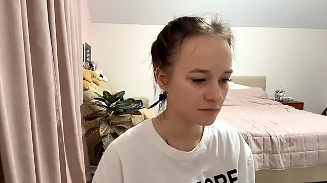 KellySayli online show from 23, 9, 2025