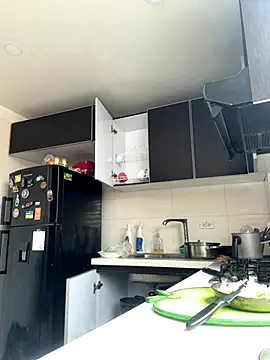 Victoria alson online show from 19, 10, 2025