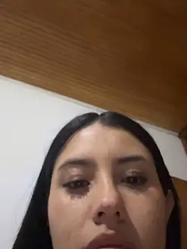 Victoria alson online show from 29, 4, 2026