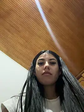 Victoria alson online show from 2, 3, 2026