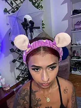 Snapshot of Dirty_isabella18 chatting on 16, 7, 2026 Dirty isabella18 online show from 16, 7, 2026