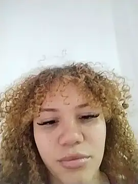 SirenRouge 69 online show from 13, 1, 2026