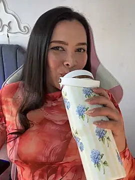 amaia monet online show from 18, 4, 2026