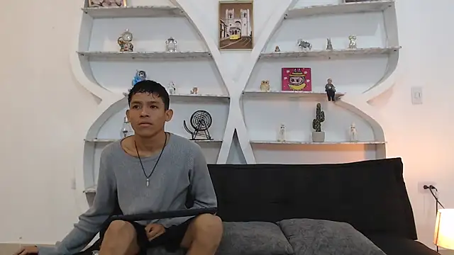 BEAUTY BOYS1 online show from 4, 12, 2025