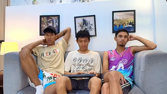 BEAUTY BOYS1 online show from 2, 4, 2026