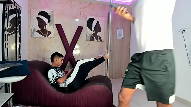 BEAUTY BOYS1 online show from 17, 4, 2026