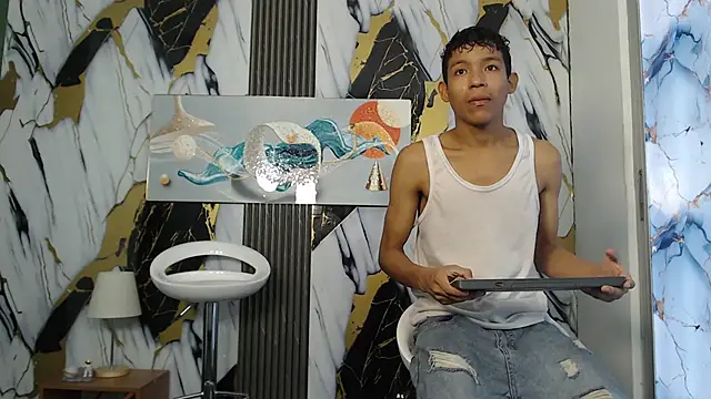 BEAUTY BOYS1 online show from 24, 2, 2026