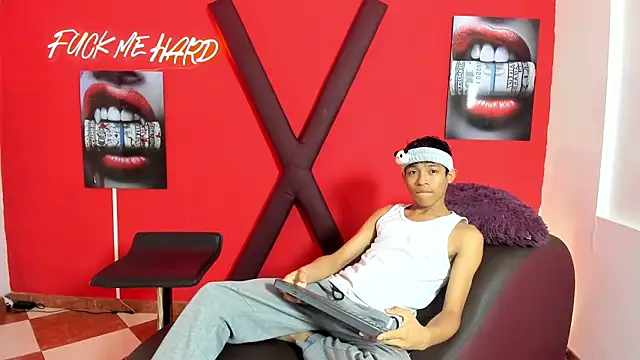 BEAUTY BOYS1 online show from 12, 3, 2026