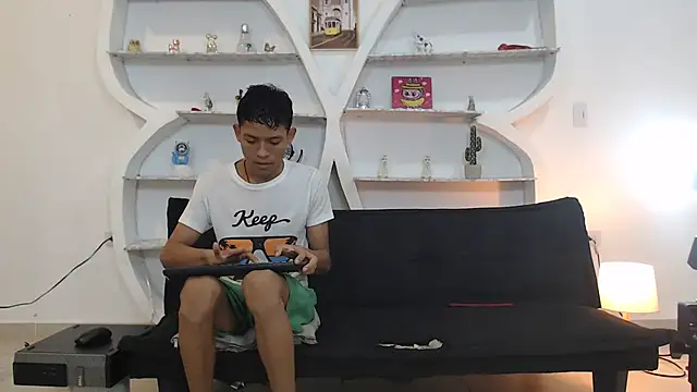 BEAUTY BOYS1 online show from 1, 12, 2025