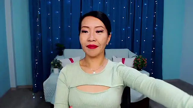 LiaPak online show from 10, 9, 2025