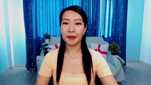 LiaPak online show from 25, 9, 2025