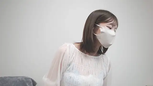 Minami jjj online show from 8, 10, 2025