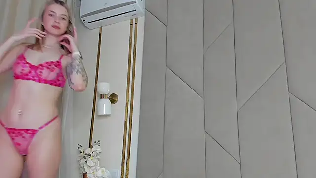 Touch me online show from 16, 9, 2025