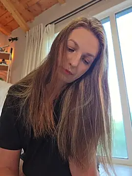 ellaxxstar online show from 31, 5, 2026