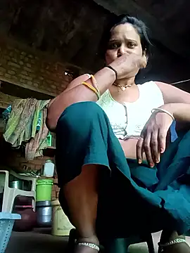 Snapshot of cute_diya_12 chatting on 25, 5, 2026 cute diya 12 online show from 25, 5, 2026