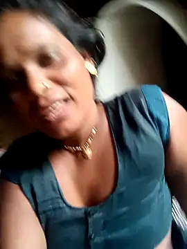 Snapshot of cute_diya_12 chatting on 25, 6, 2026 cute diya 12 online show from 25, 6, 2026