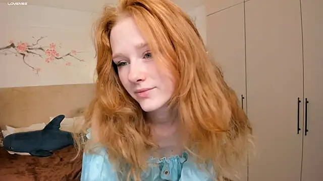 Snapshot of BreezeJam chatting on 6, 6, 2026 BreezeJam online show from 6, 6, 2026
