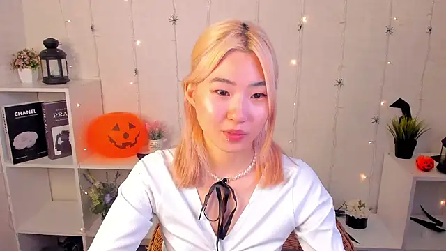 Aisi 18 online show from 30, 10, 2025