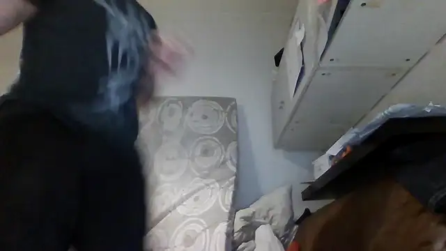 Snapshot of whatYwantMorrre chatting on 23, 11, 2025 whatYwantMorrre online show from 23, 11, 2025