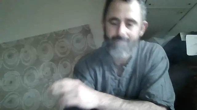 Snapshot of whatYwantMorrre chatting on 18, 11, 2025 whatYwantMorrre online show from 18, 11, 2025