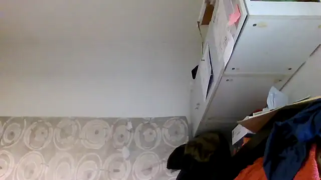 Snapshot of whatYwantMorrre chatting on 19, 11, 2025 whatYwantMorrre online show from 19, 11, 2025