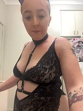spankmykittyhehe online show from 14, 9, 2025