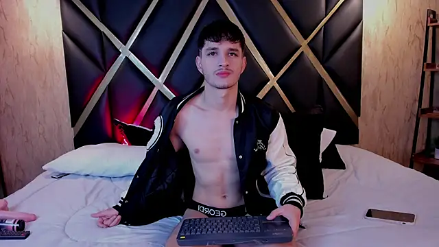 LiamMuller online show from 14, 10, 2025