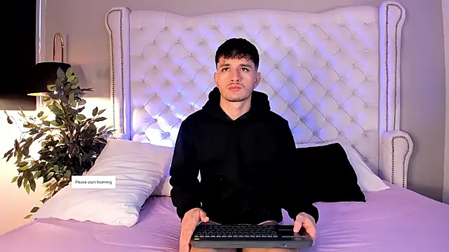 LiamMuller online show from 10, 11, 2025