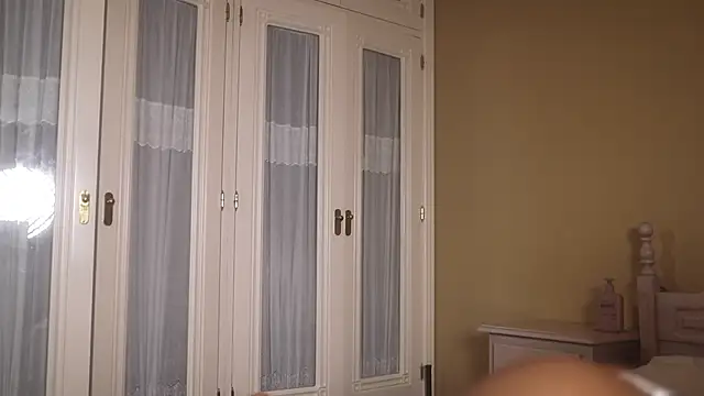 suzysuza online show from 19, 4, 2026