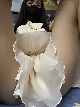 Leyleisanmay online show from 30, 10, 2025