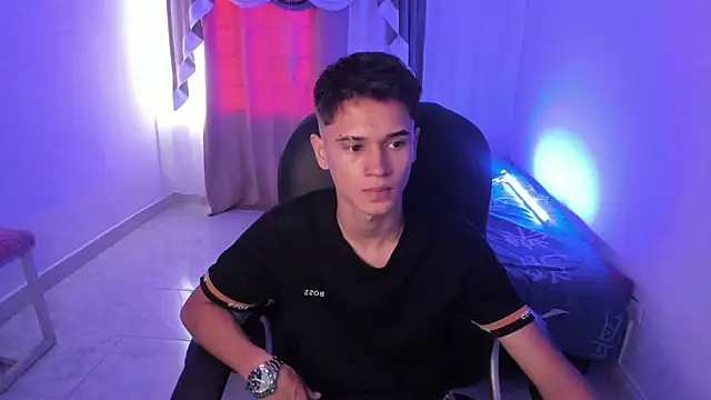 Aron Boyy online show from 1, 11, 2025