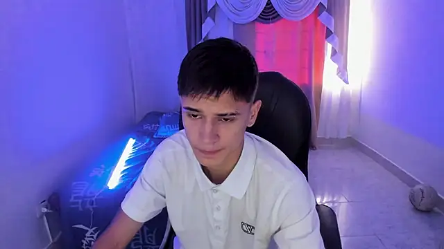 Aron Boyy online show from 15, 11, 2025