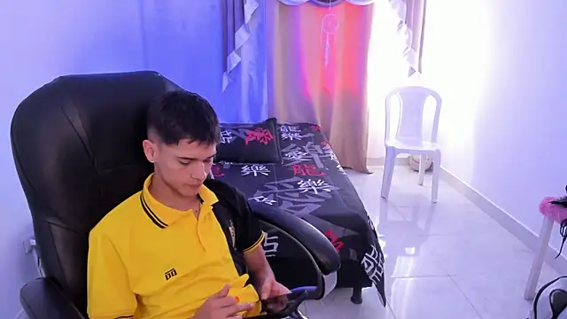 Aron Boyy online show from 22, 11, 2025