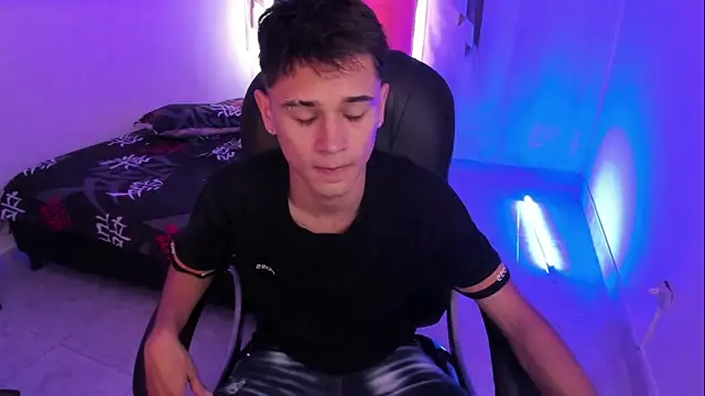 Aron Boyy online show from 29, 11, 2025