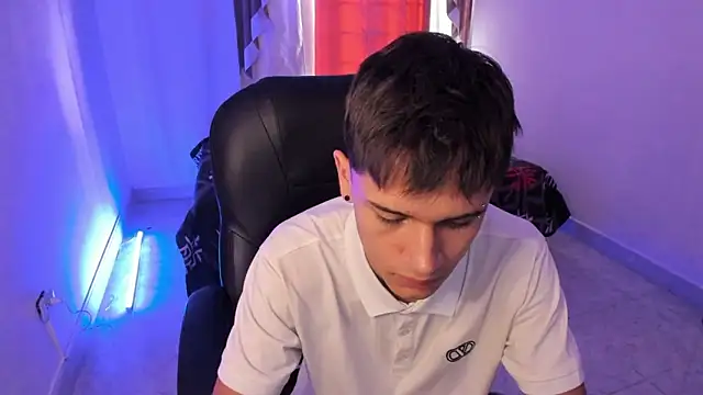 Aron Boyy online show from 6, 1, 2026