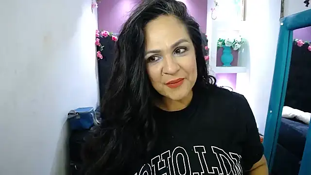 FunnyMatureXxX online show from 21, 12, 2025