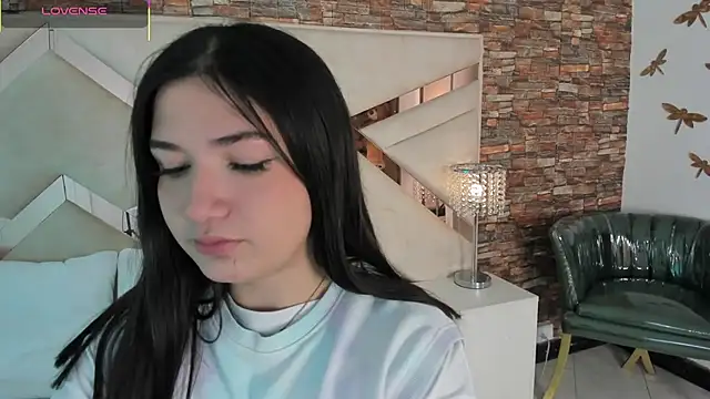 Snapshot of Valery_Brand chatting on 26, 11, 2025 Valery Brand online show from 26, 11, 2025