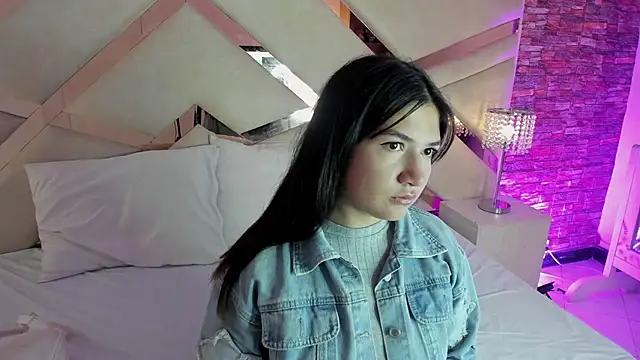 Snapshot of Valery_Brand chatting on 27, 10, 2025 Valery Brand online show from 27, 10, 2025