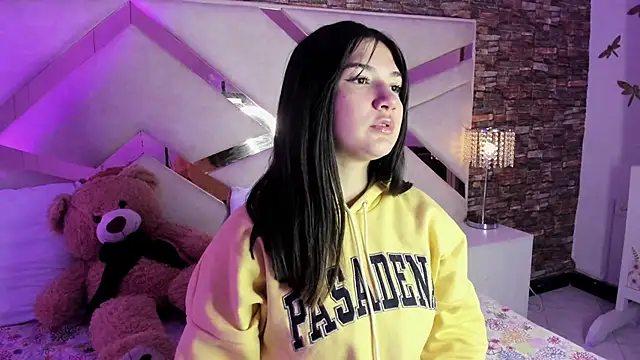 Snapshot of Valery_Brand chatting on 6, 11, 2025 Valery Brand online show from 6, 11, 2025