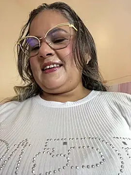 Snapshot of Lucy_Milf_474 chatting on 20, 6, 2026 Lucy Milf 474 online show from 20, 6, 2026