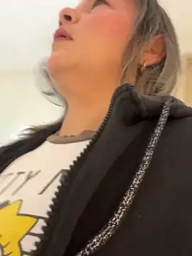 Lucy Milf 474 online show from 14, 4, 2026