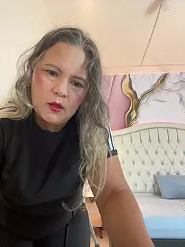 Snapshot of Lucy_Milf_474 chatting on 15, 6, 2026 Lucy Milf 474 online show from 15, 6, 2026