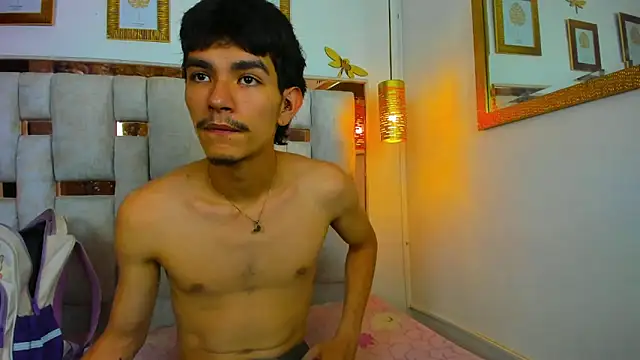 LilyAndJuan online show from 13, 9, 2025