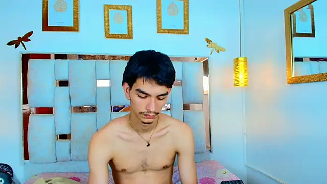 LilyAndJuan online show from 11, 9, 2025